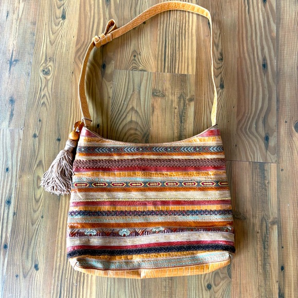 Vintage Sharif Multi-textured Shoulder Bag - Picture 1 of 6